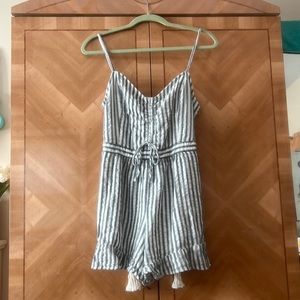 American eagle outfitters grey and white striped romper